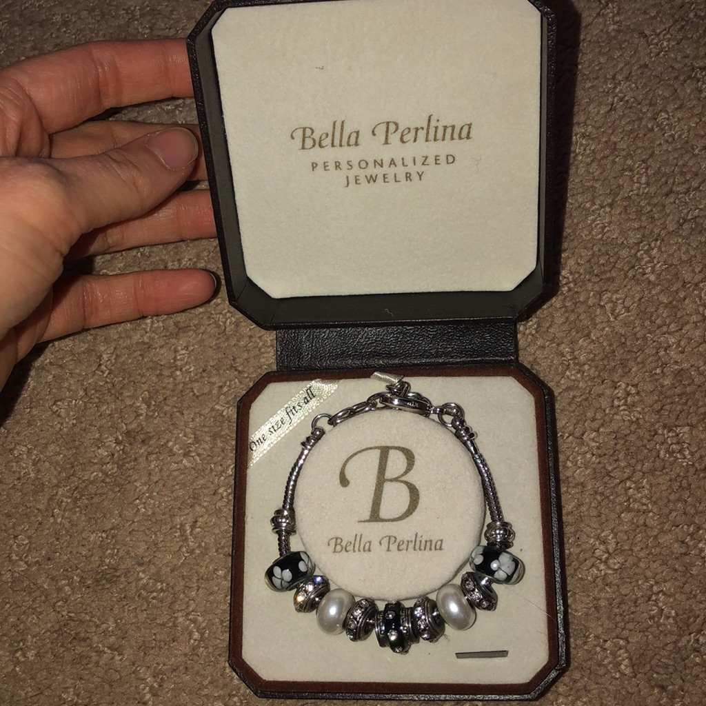 Beautiful Womens Bracelet 30$